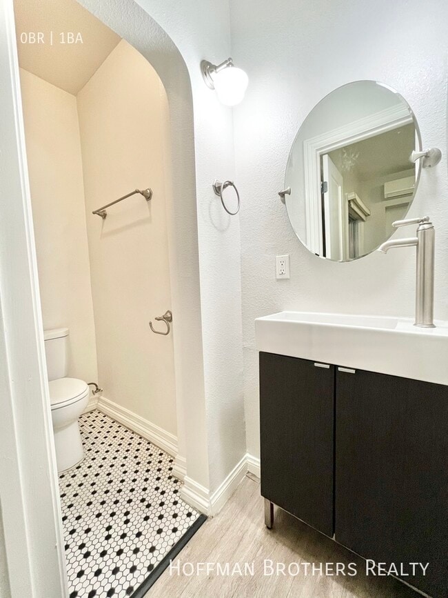 Photo - 410 S Lake St Unit 102