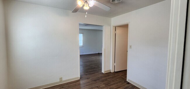 Photo - 804-808 H Ave. Unit 808