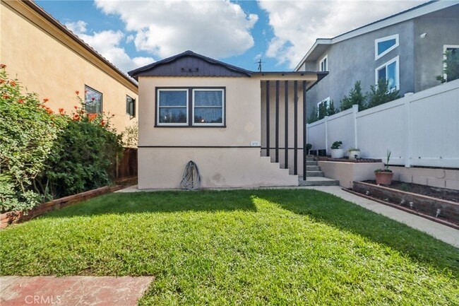 Building Photo - 532 Rosecrans Ave