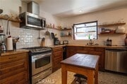 Photo - 1304 E Carleton Ave House