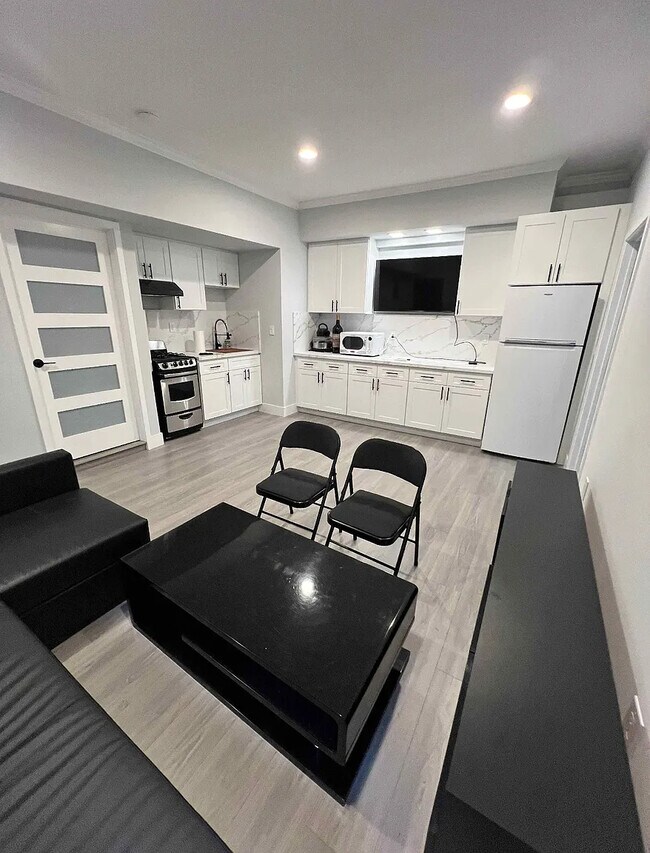 Photo - 8852 Bluffdale Dr Unit 1