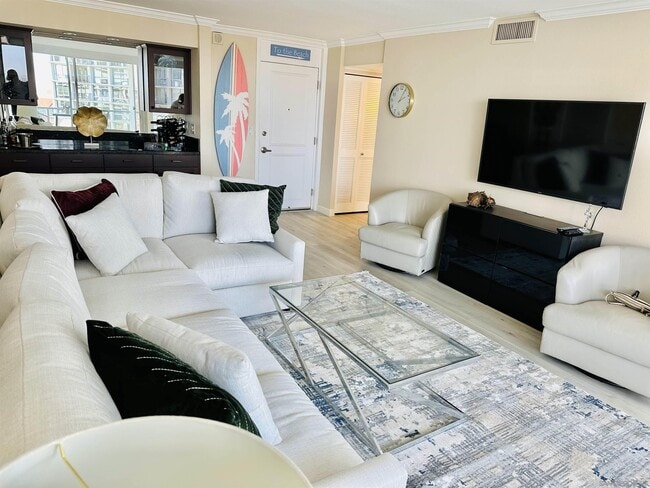 Photo - 1730 Avenida Del Mundo Unit 805