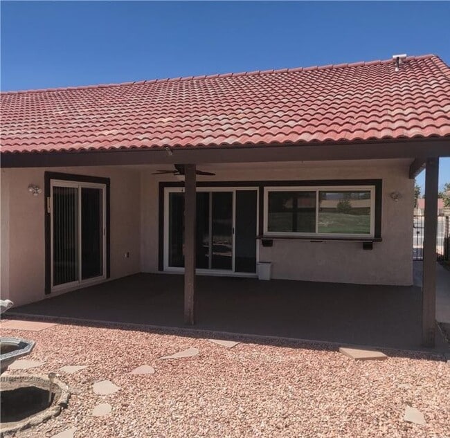 Photo - 1955 Silver Oak Way