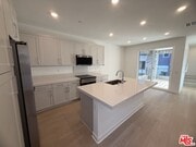 Photo - 240 Abacus Ave