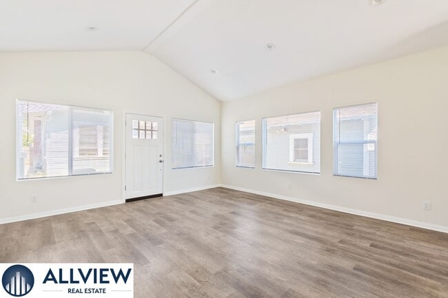 Photo - 629 S Lemon St Unit B