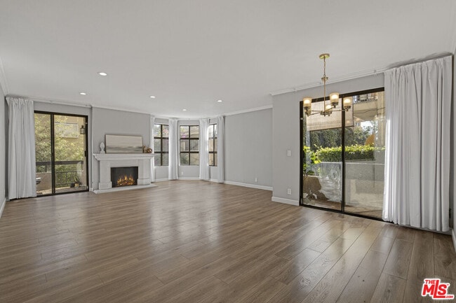 Photo - 8642 Gregory Wy Unit 103