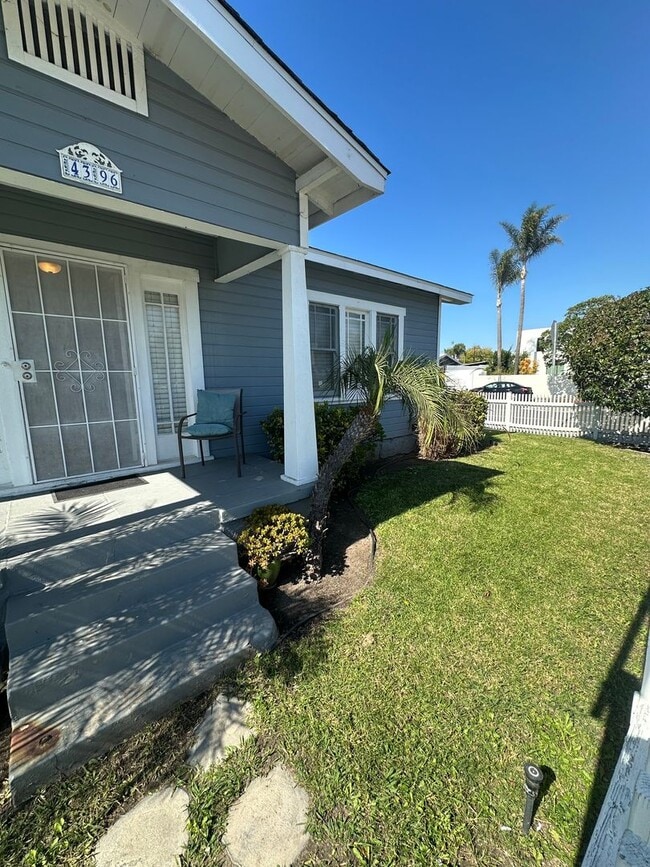 Photo - Quaint Craftsman House w/Garage, fenced yard, available now for 1 year lease to start!!!