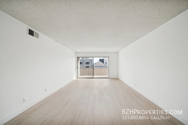 Photo - 131 Orlando Ave Unit 302