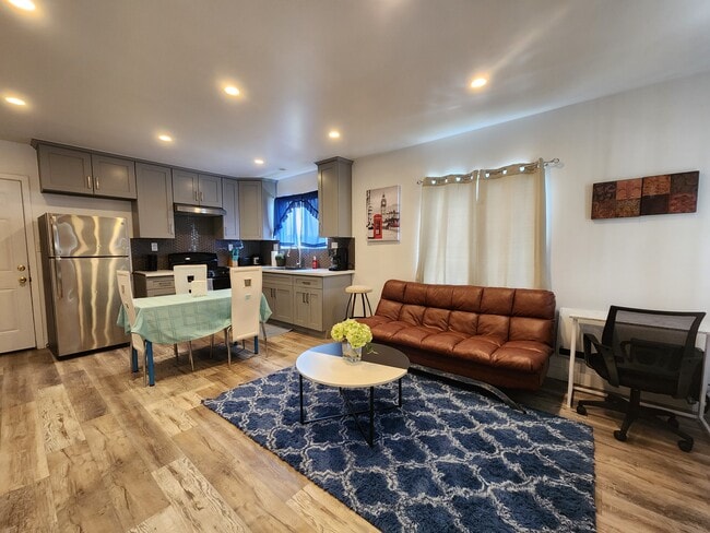 Photo - 337 E 65th St Unit 335