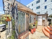 Photo - 6305 Willoughby Ave House