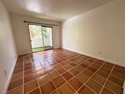 Photo - 960 Larrabee St Condo