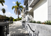 Photo - 4815 Elmwood Ave Townhome