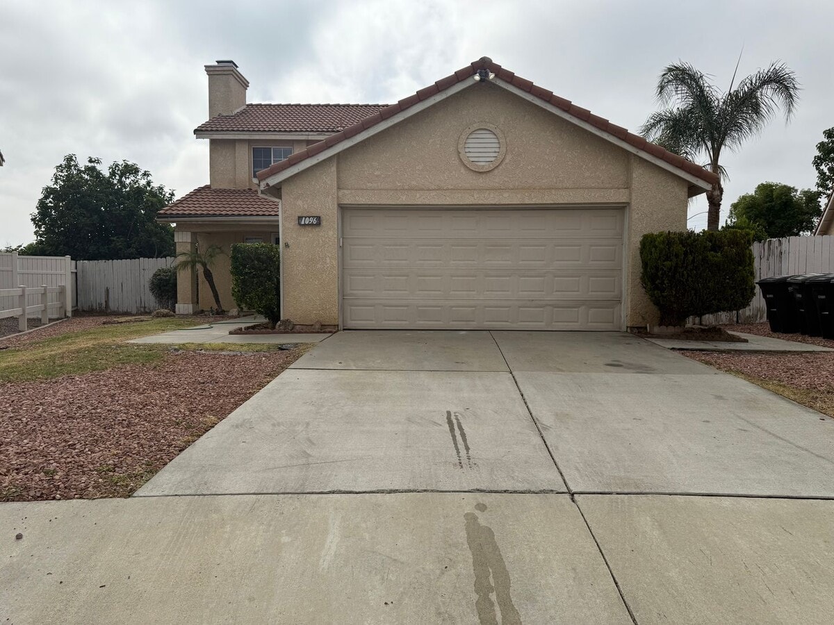 3 Bedrooms 2.5 Bath home in Hemet - 3 Bedrooms 2.5 Bath home in Hemet