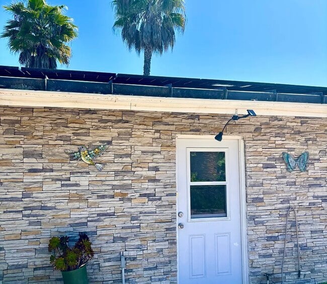 Photo - 99 Pepper Tree Rd Unit Apartment