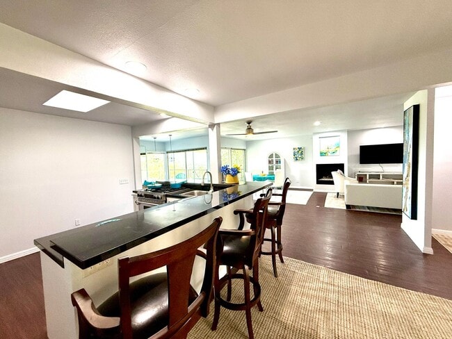 Photo - RIMCREST - Rare opportunity 2BR/2BA - Long Term - Furnished