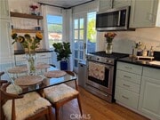 Photo - 2814 Broadway