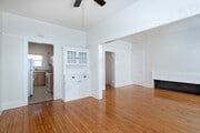 Photo - Charming 1 BR with AC in Bankers Hill with Onsite Laundry Unit 02