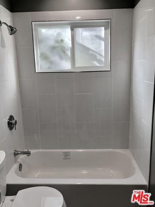 Photo - 815 S Sherbourne Dr Unit 3