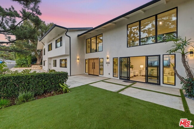 Building Photo - 3465 Valley Meadow Rd