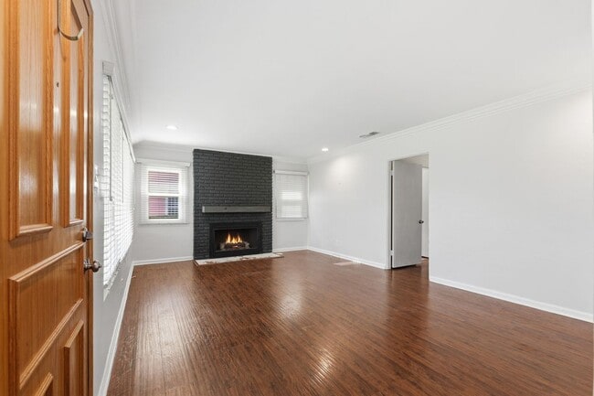 Photo - 8611 S 5th Ave