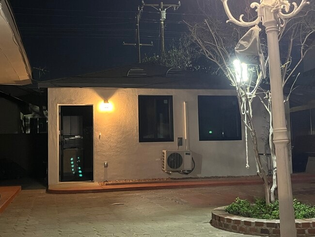 Photo - 9411 Burke St Unit 9411 1.2