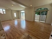 Photo - 346 Metropole Ave Unit 1