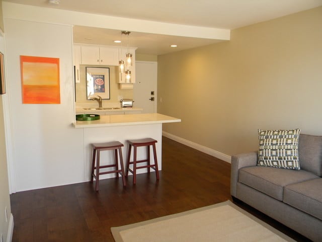 Kitchen - 225 W 6th St Condo
