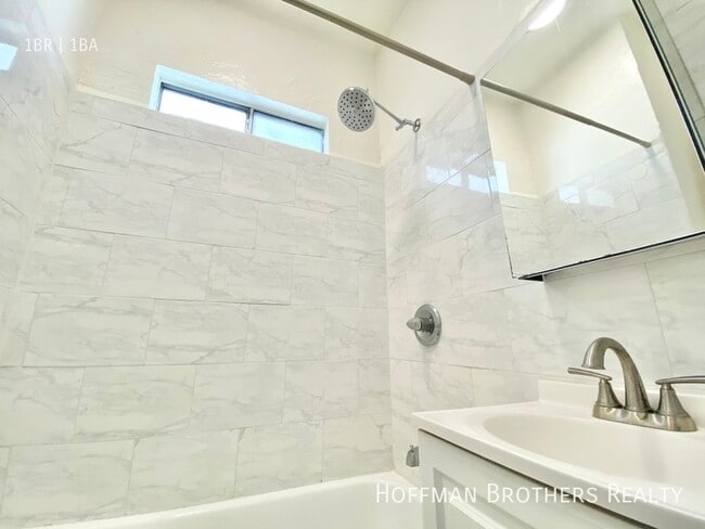 Photo - 8517 Horner St Unit 5