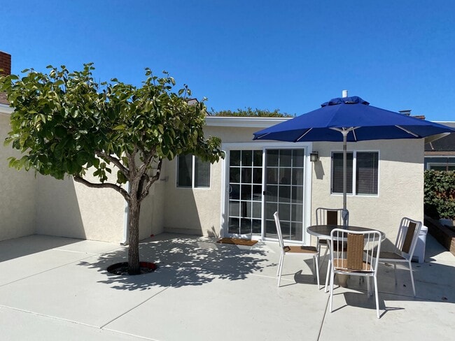 Photo - 2404 Chatsworth Blvd Unit Studio