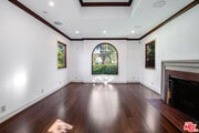 Photo - 139 S Kilkea Dr House