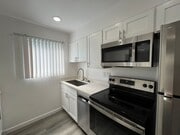 Photo - 616 North Sweetzer Avenue