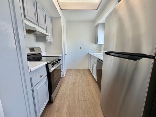 Photo - 1912 Bataan Rd Unit 3