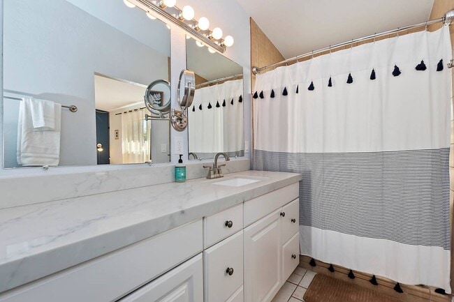 Photo - 58327 Bonanza Dr