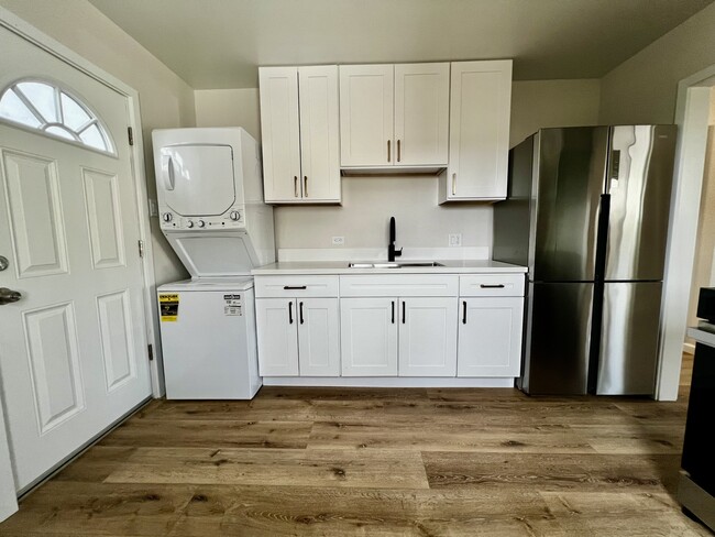 Photo - 3313 Clairemont Mesa Blvd