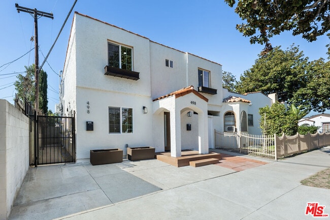 Photo - 498 E 52nd St