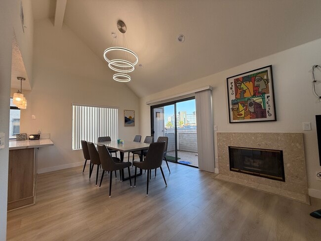 Building Photo - 4639 Executive Dr Rental