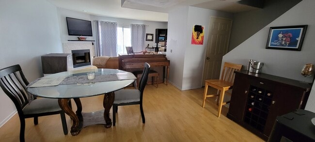 Photo - 335 E Plymouth St