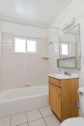 Photo - 200 Chester Way