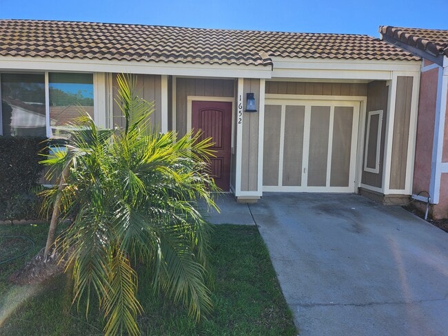 Photo - 1652 Winn Ct