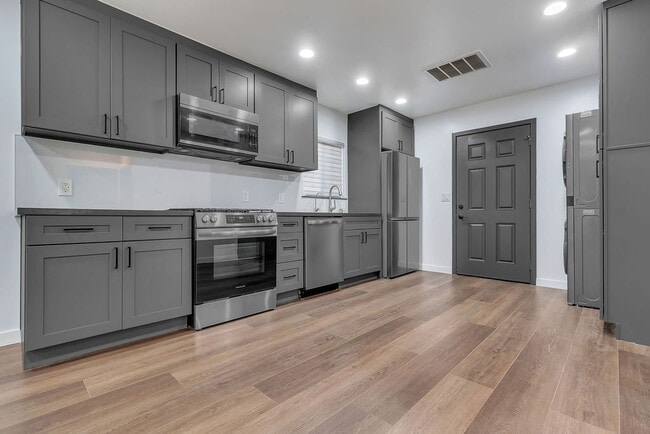 Photo - 2230 Fargo St Apartment Unit 1/2