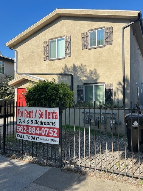 Photo - 213 1/2 E 84th Pl