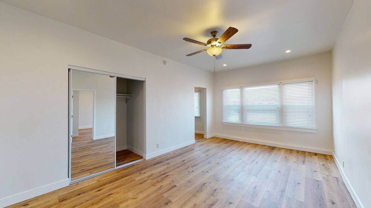 3D Tour - Newly Renovated Apartments