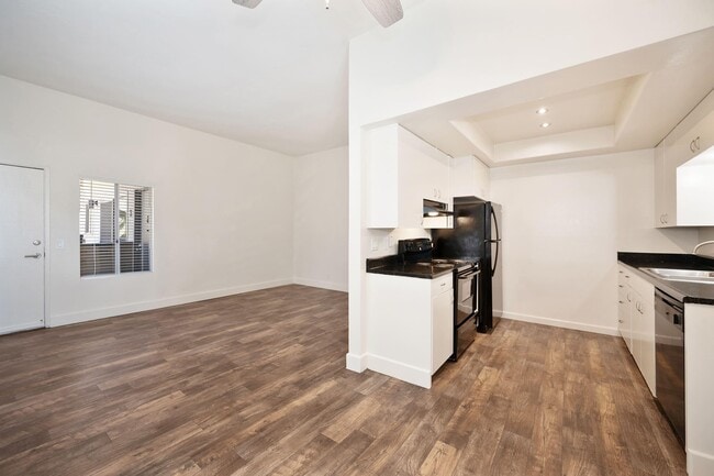 Photo - Elan Beachpointe Carlsbad