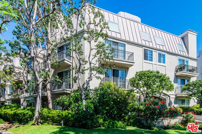 Photo - 458 N Oakhurst Dr Condo Unit 206