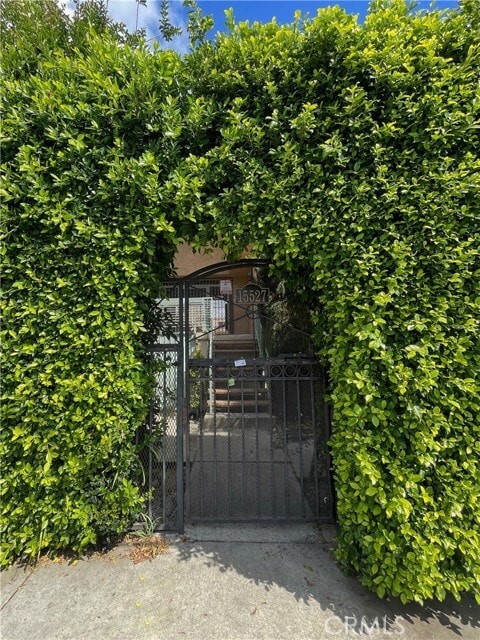 Photo - 15527 Parthenia St