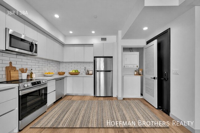 Photo - 1240 Magnolia Ave Unit 411