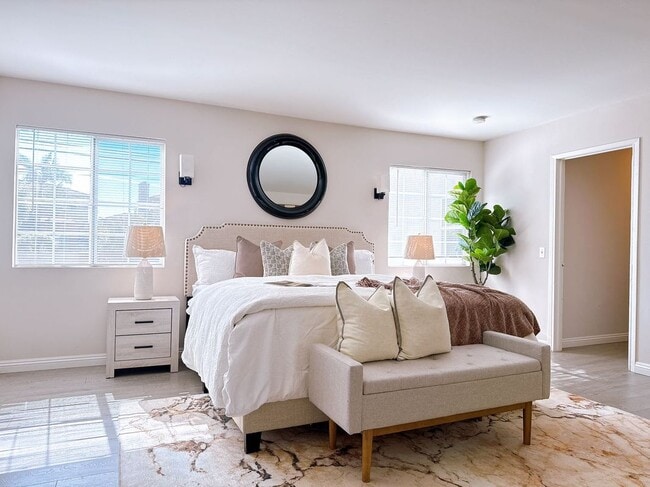 Photo - 2830 Winthrop Ave