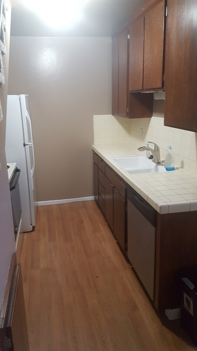 Photo - 3565 Linden Ave Unit 343