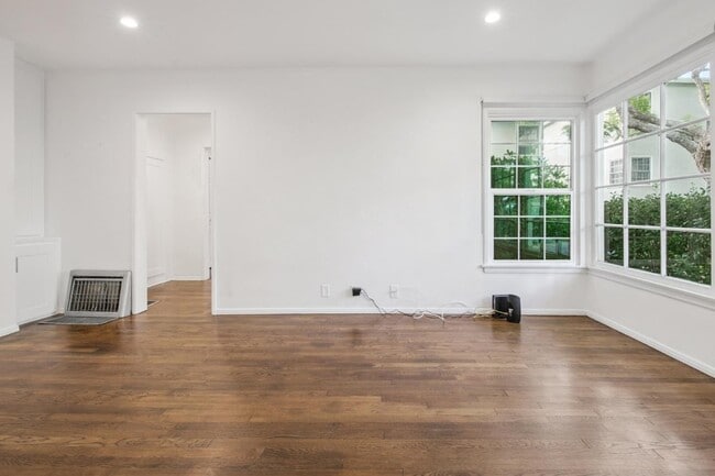 Photo - 1032 19th St