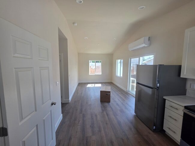 Photo - 1004 S Highland Ave